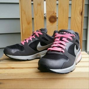 Nike Air Max Coliseum Racer - Black/Pink